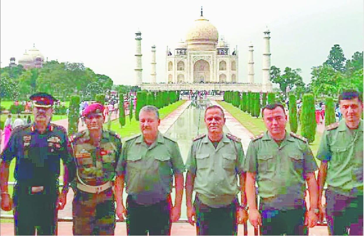 uzbekistan defence minister saw the taj mahal