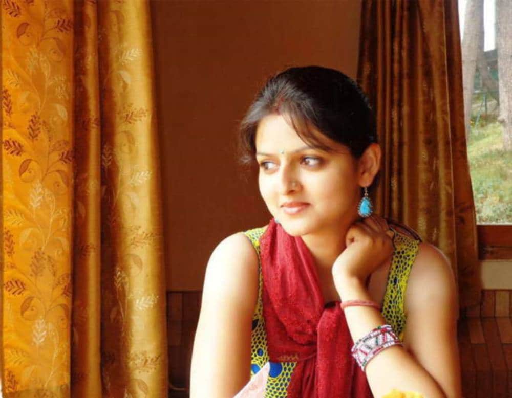 dm mangesh and his wife left luxury life for children education