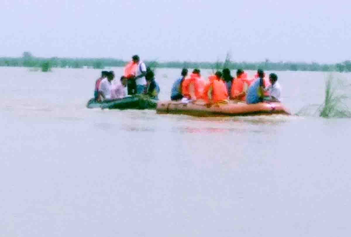 Former MLA's motor boat collided with minister's steamer