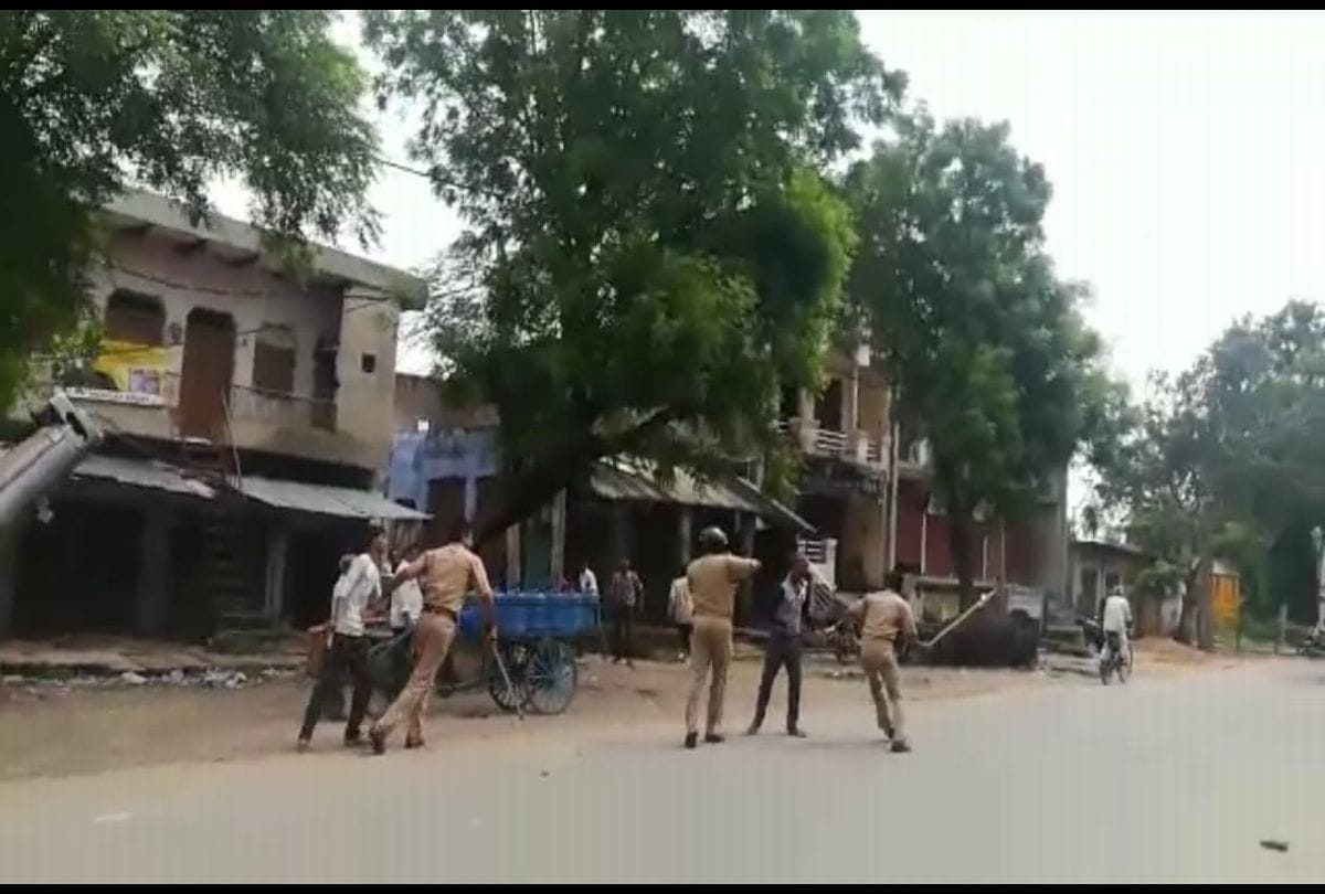 Agitators threw stones, Police lathi charge