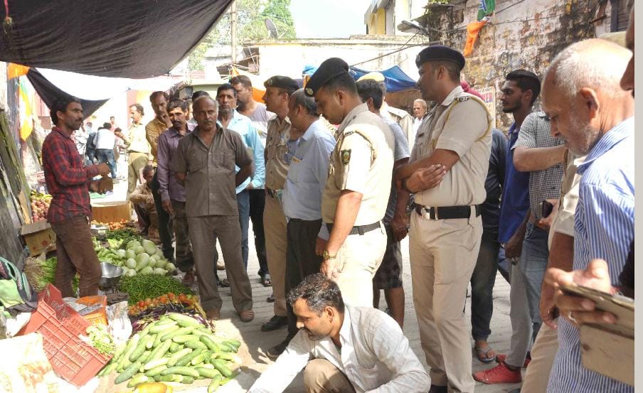 शहर में अतिक्रमण पर चला नप का डंडा, मचा हड़कंप