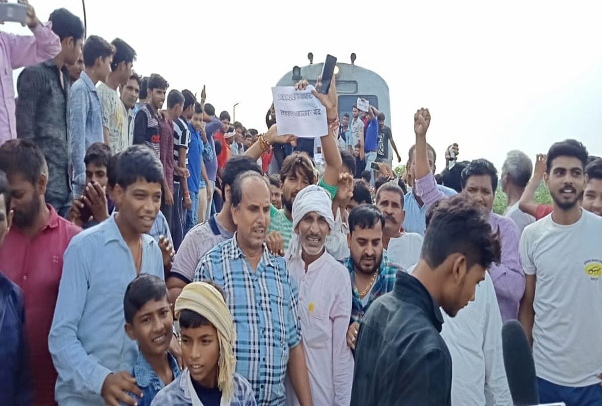 against sc-st act bharat band in agra