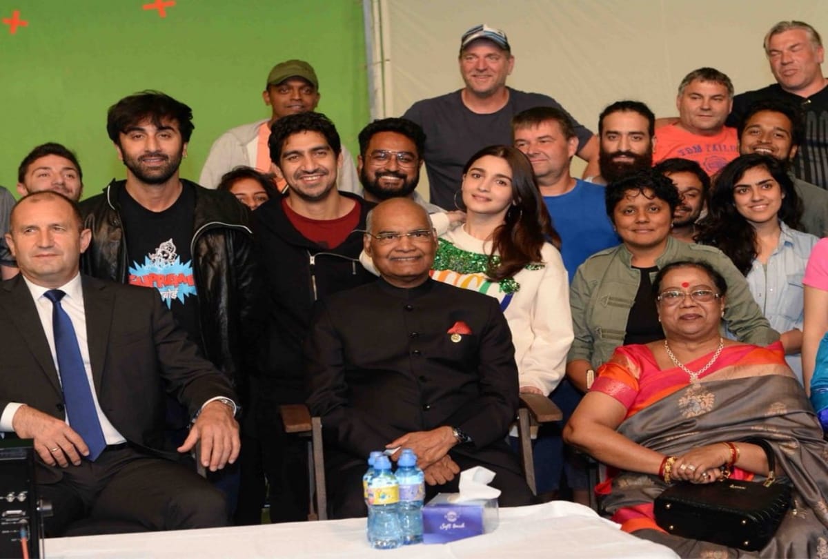 President Ramnath Kovind meet Ranbir Singh and Alia Bhatt at Brahmastra set in Bulgaria