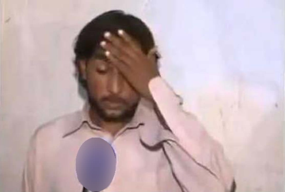 Video being viral of pakistan psycho man who raped dead bodies of women at grave yard