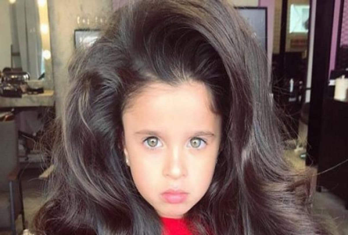 Five years old israeli girl becomes famous just because of her beautifull Hair
