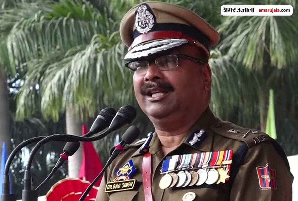 dilbag singh got additional charge of dgp in jammu kashmir ips sp vaid been removed from the post