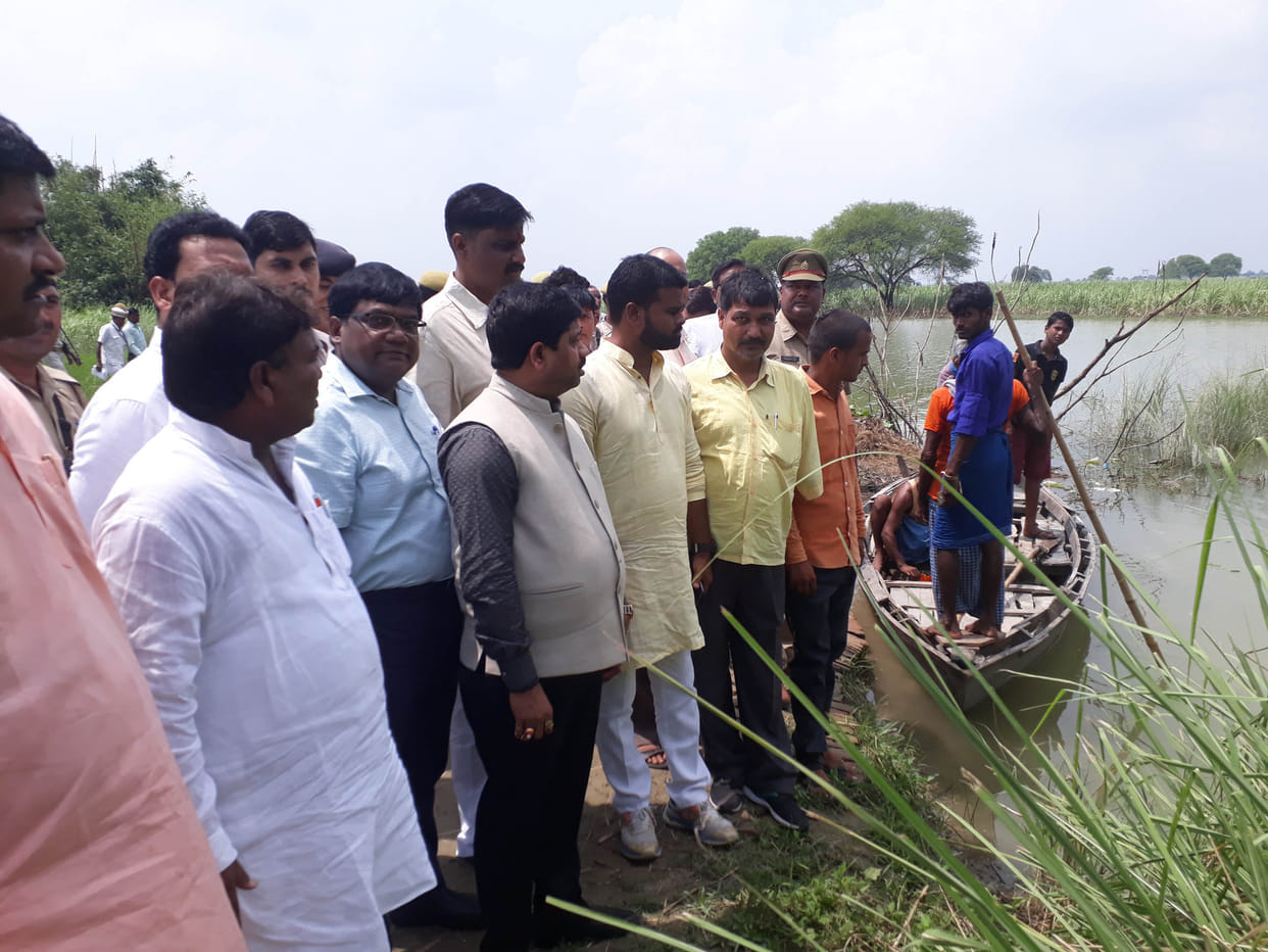 11 villages of two blocks surrounded by water of Ghaghra