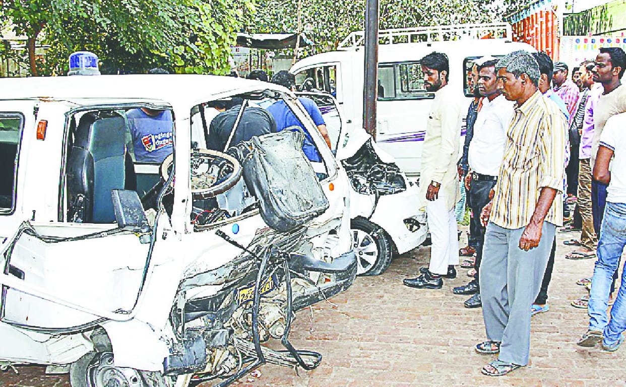 Three killed, four injured in accident