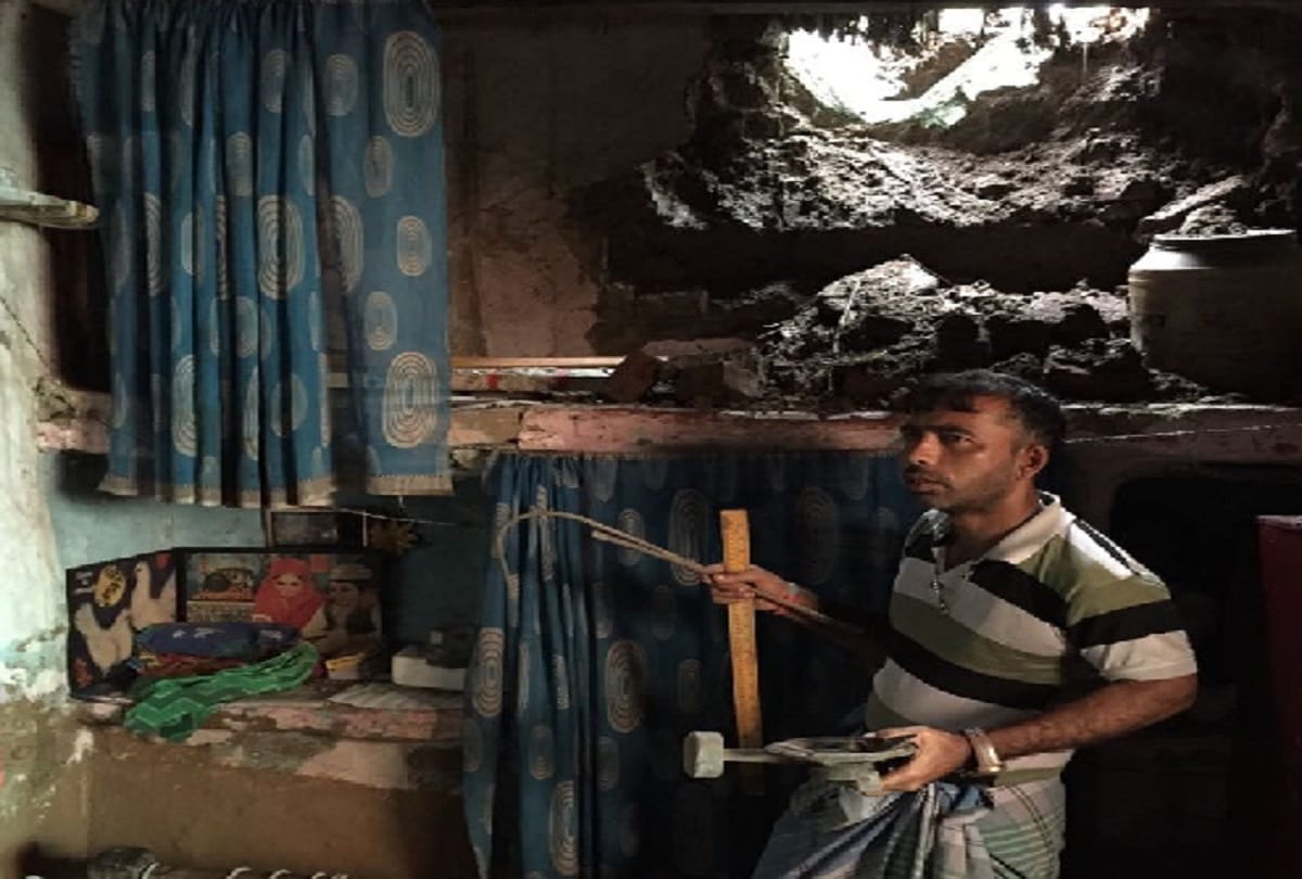 Fast rain in Meerut, and child's death in house wreckage