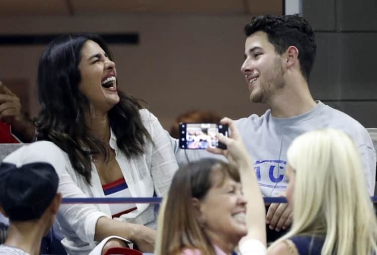 Priyanka Chopra and Nick Jonas get cozy during US Open Tournament