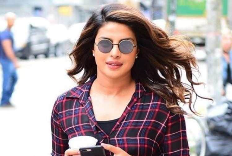 priyanka chopra left salman khan film suggest of this person