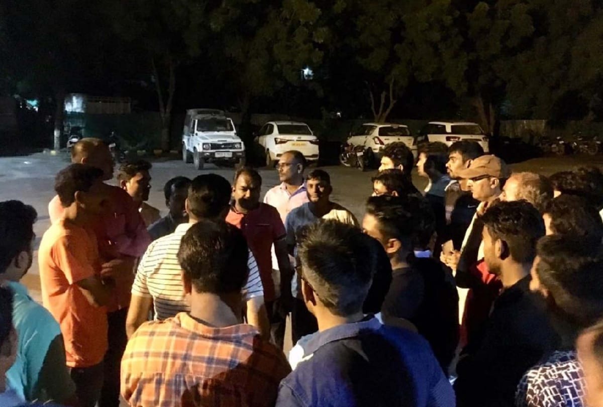 people protest against installing a mosque with loud speaker in house