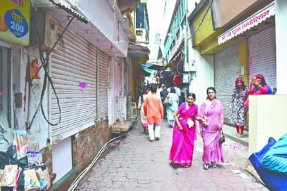 mathura markets open during bharat bandh protests