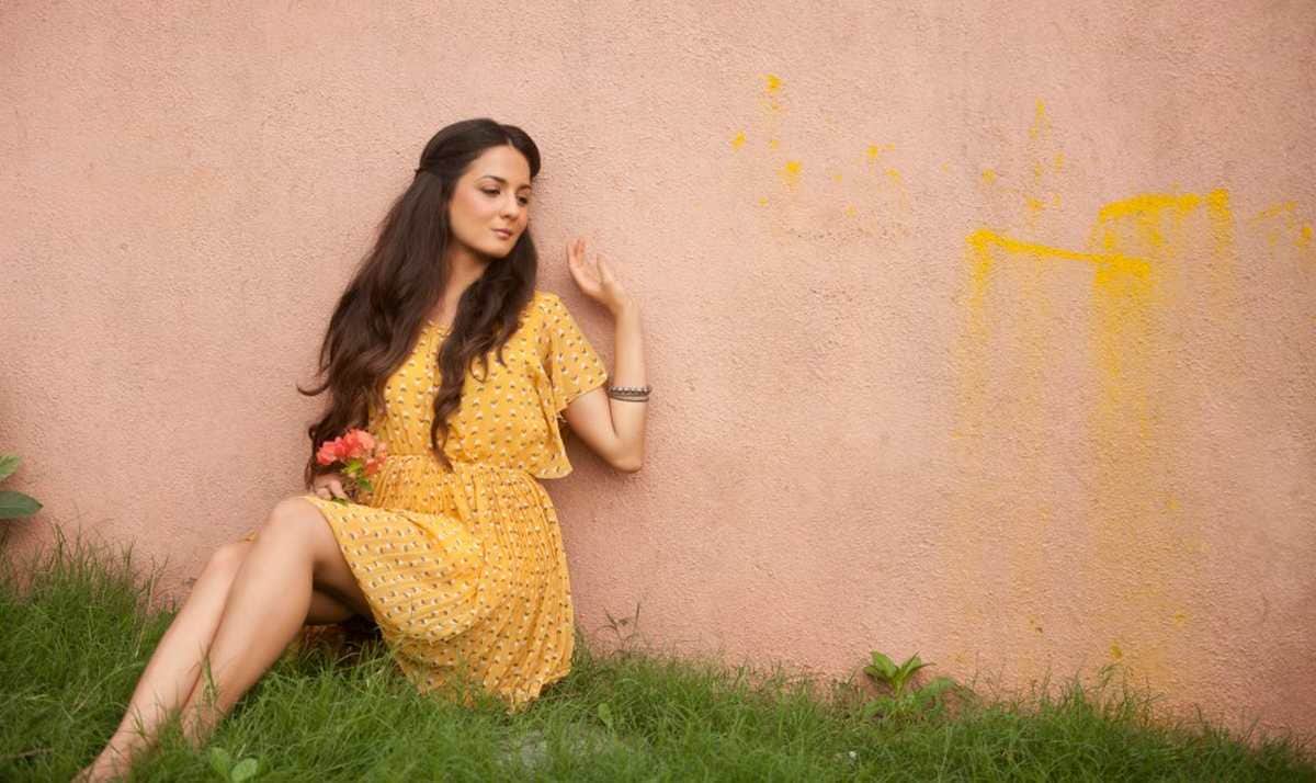 Remember Kajol Sister Chutki From 'Dilwale Dulhania Le Jayenge' here how She Looks Now