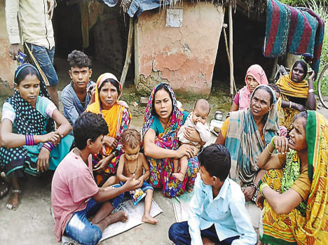 Three people, including woman, died due to rain in the house