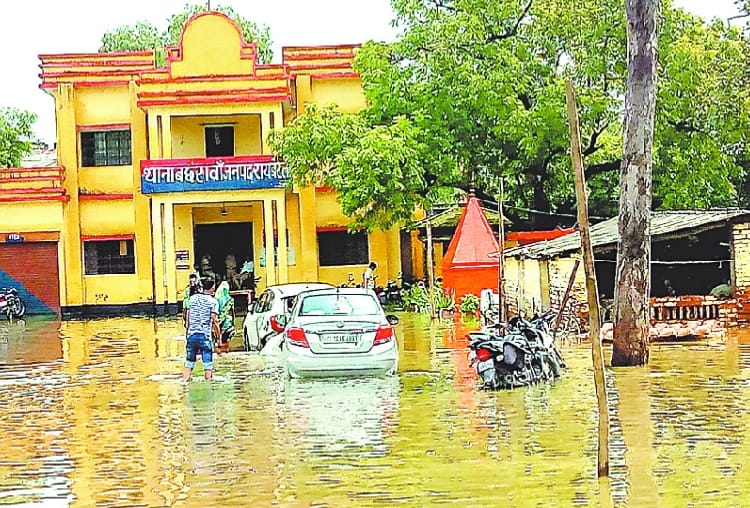 21 people died due to weather in uttar pradesh