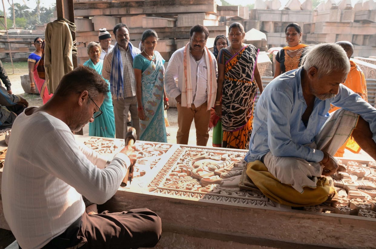 VHP also making sculptures with stone carving For ram mandir