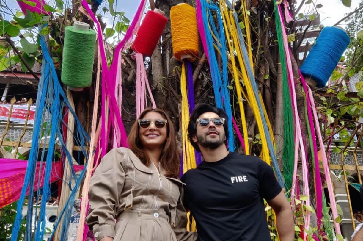 anushka sharma and varun dhawan spots of sui dhaaga promotion