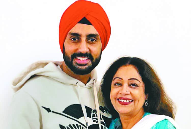Chandigarh, Bollywood Actor Abhishek Bachchan with Taapsee Pannu for Manmarziyaan