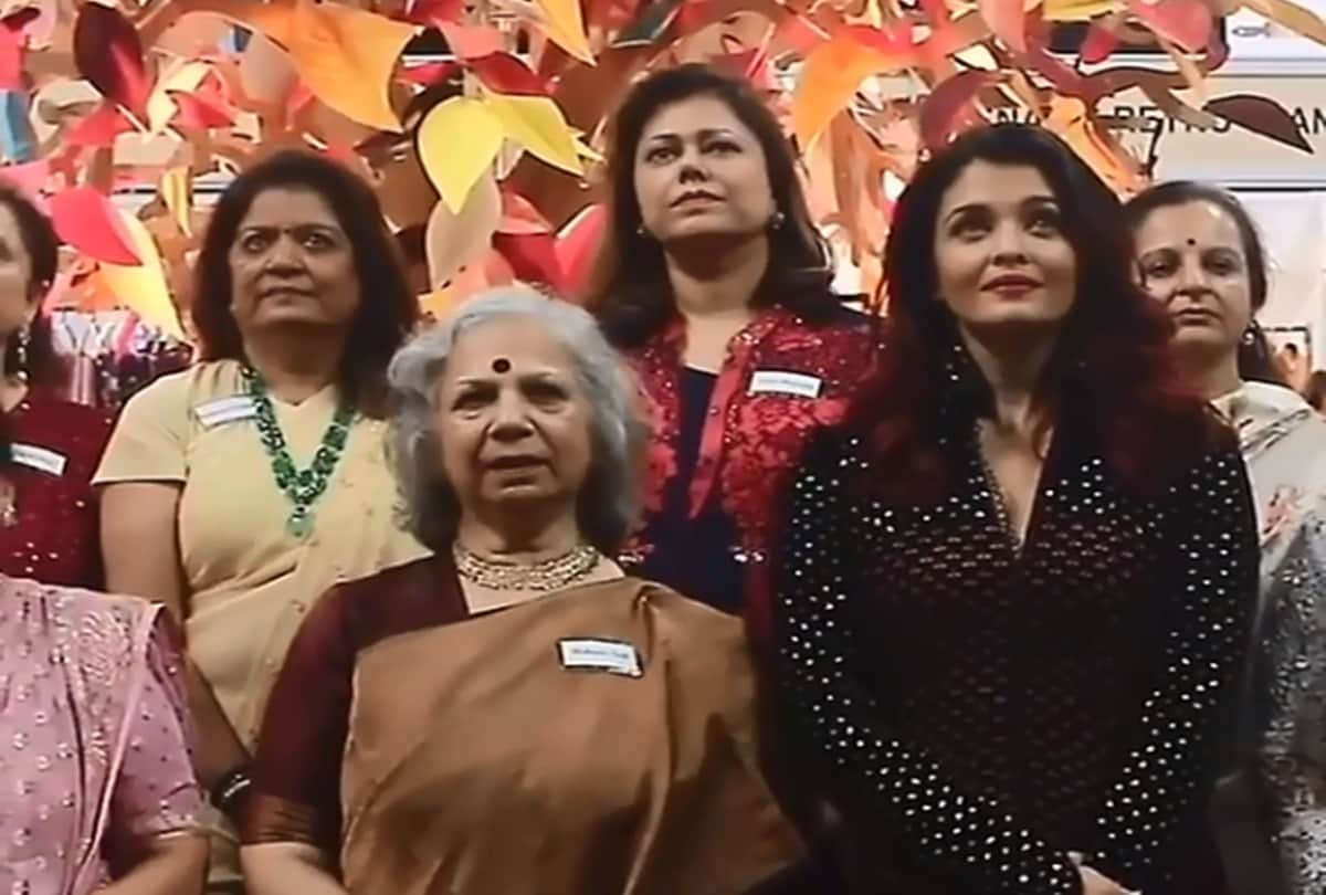 Aishwarya Rai Bachchan get teary while the National Anthem