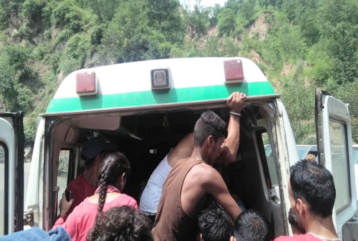 punjab roadways bus fell into trench after break fail at bilaspur
