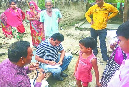 100 patients of fever and three Dengue patients found in flood affected area