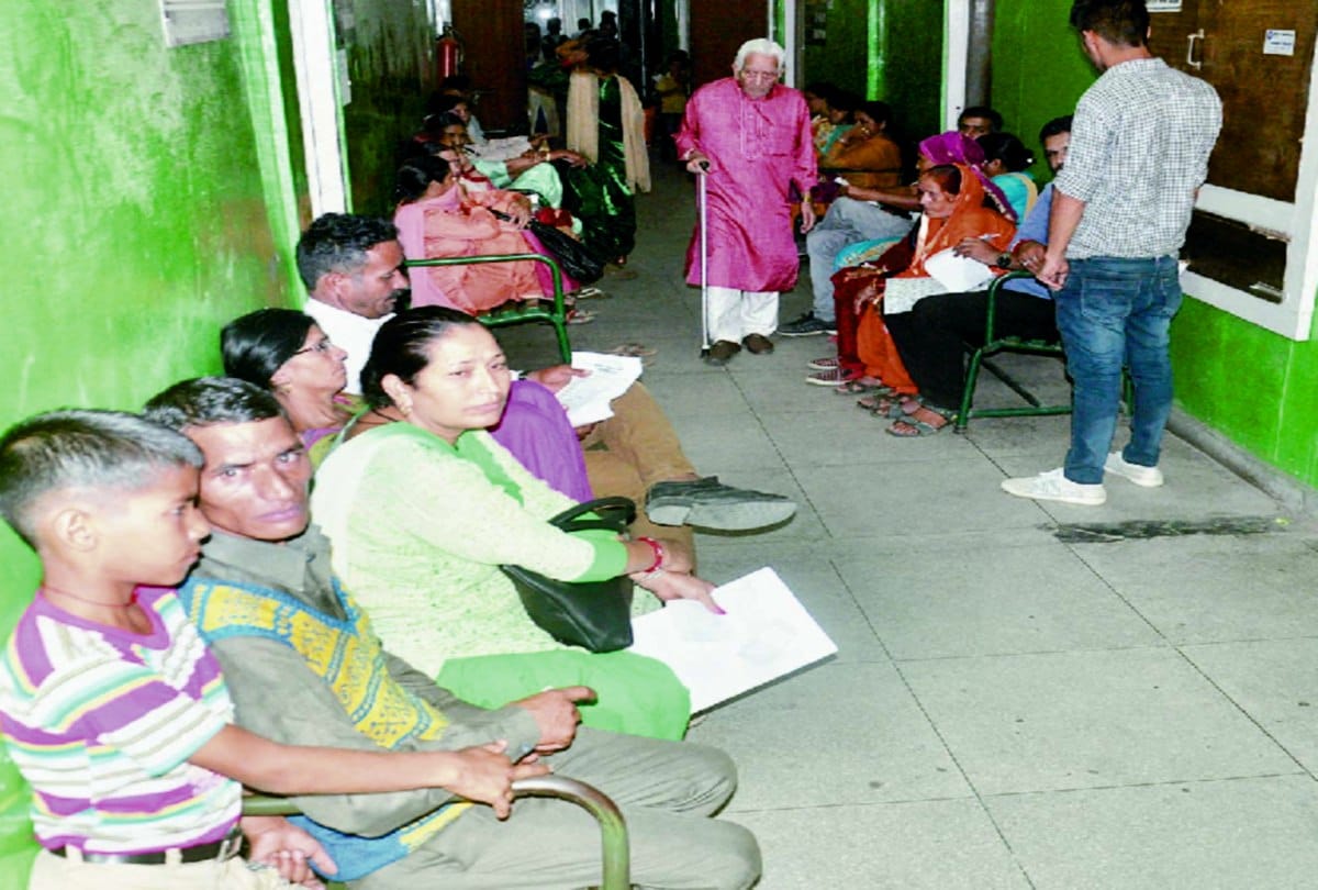 Patients get the next year's date for ultrasound in mandi