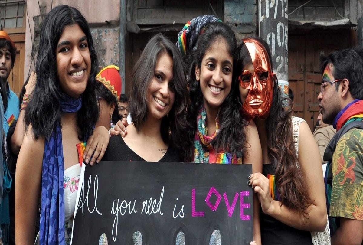 gay lesbians are not allowed in the hotel in indonesia