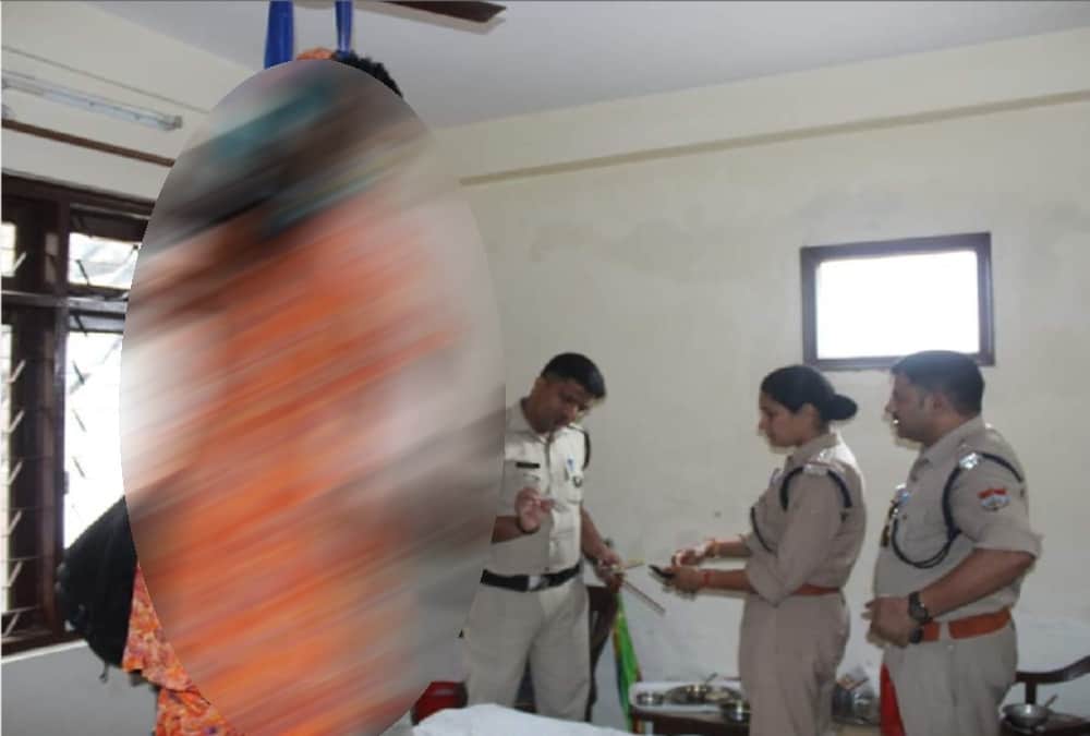 Love Couple commit suicide in Hotel room in mussoorie