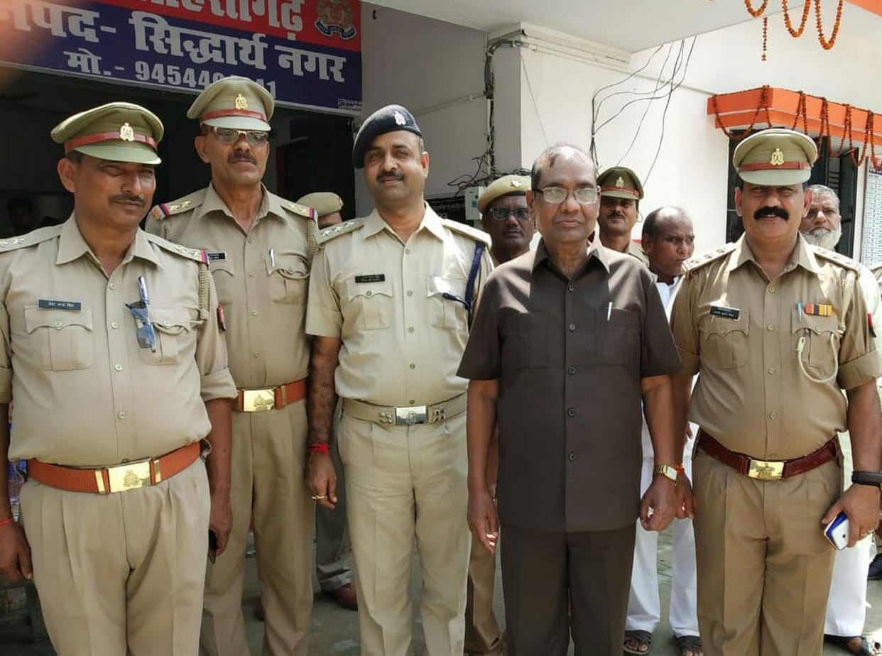 अपने गृह विद्यालय में पहुंच भावुक हो उठे पूर्व डीजीपी