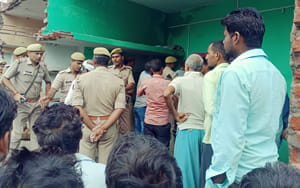 Four people murdered in the same family with sharp weapons