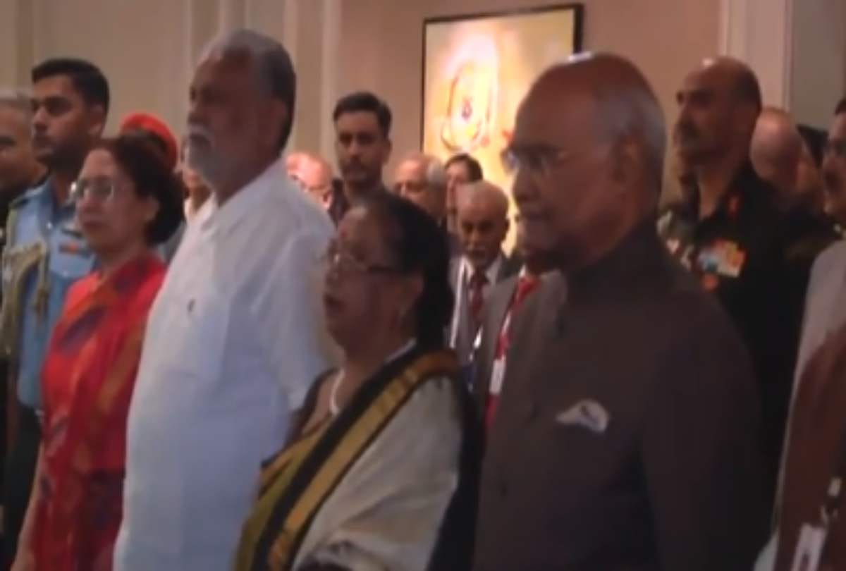 Hindi Diwas 2018 watch Czech Republic Singers Singing Bollywood Songs For President Ram Nath Kovind