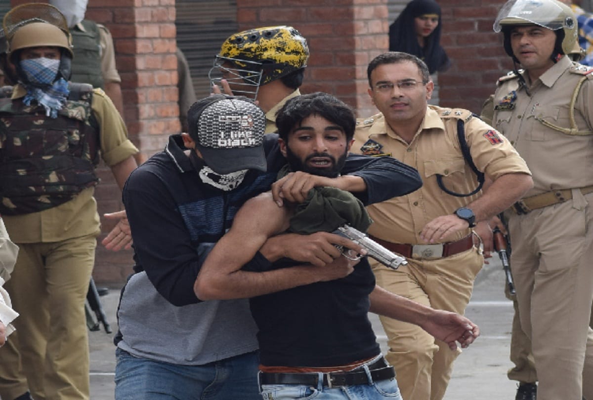 Violence after Juma prayers in old city