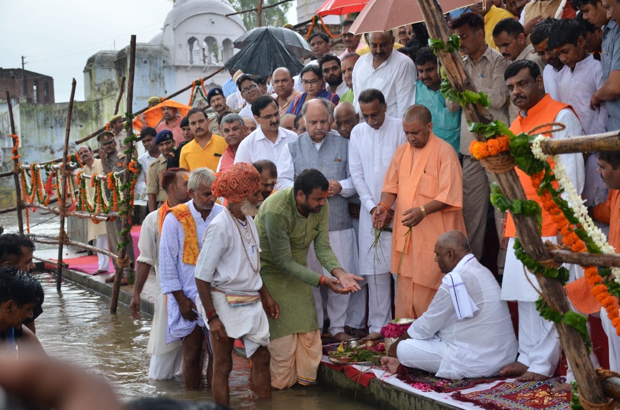 CM Yogi Adityanath Atal Bihari Vajpayee's Ashes Immersed in Yamuna at Bateshwar