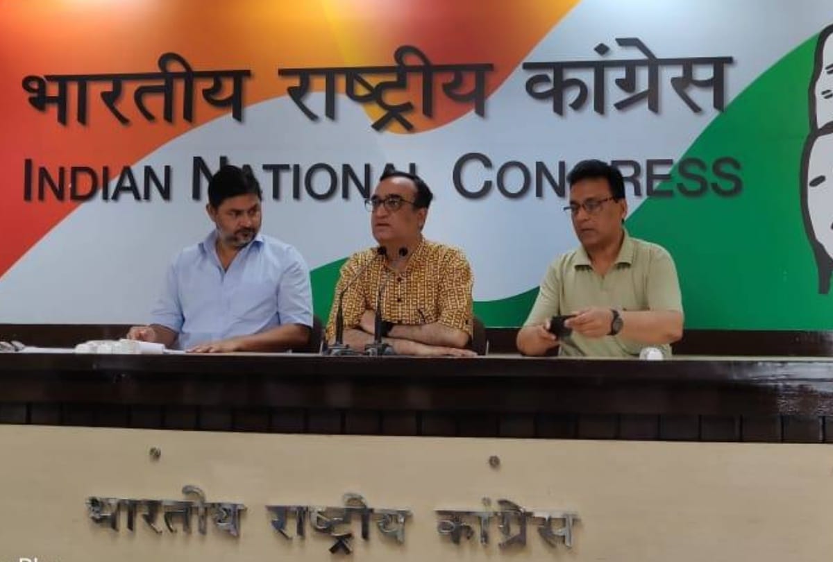 Is aam aadmi party reason behind acceptance of ajay maken resignation