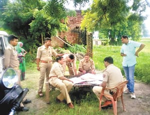 The main accused absconded, the other away from the catch