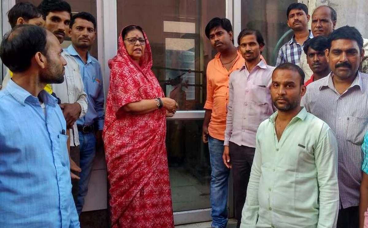 State women commission vice president says that rapist should be hanged in market