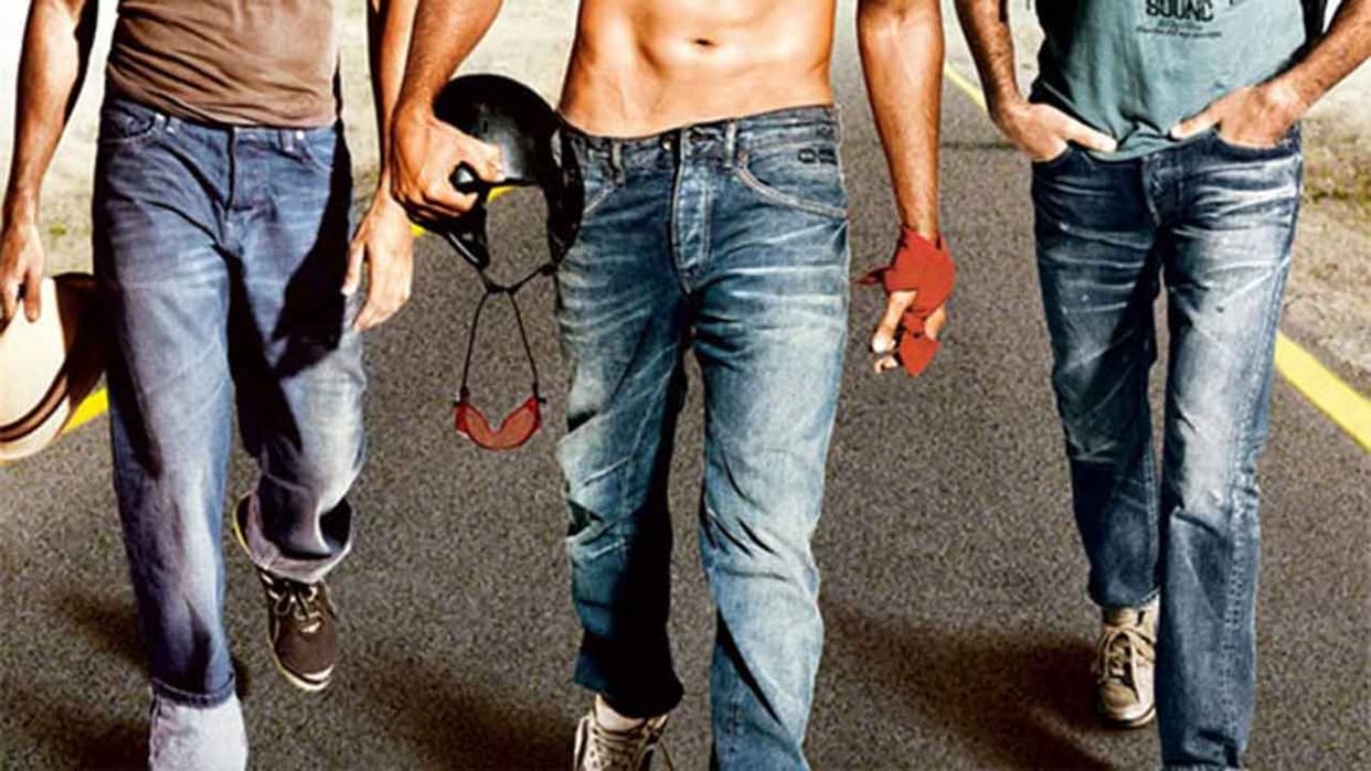 Boy Robbed 38 Lakh Canara Bank for Best Friend Entry as Hero in Bollywood