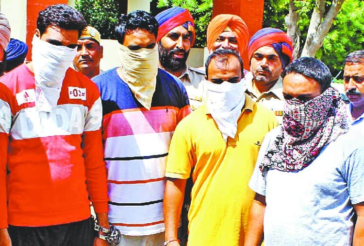 Boy Robbed 38 Lakh Canara Bank for Best Friend Entry as Hero in Bollywood