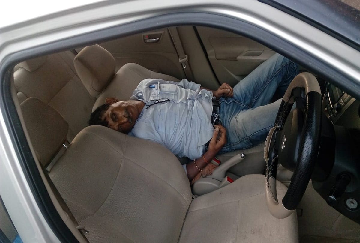One person dead body found in car in Indirapuram, Ghaziabad