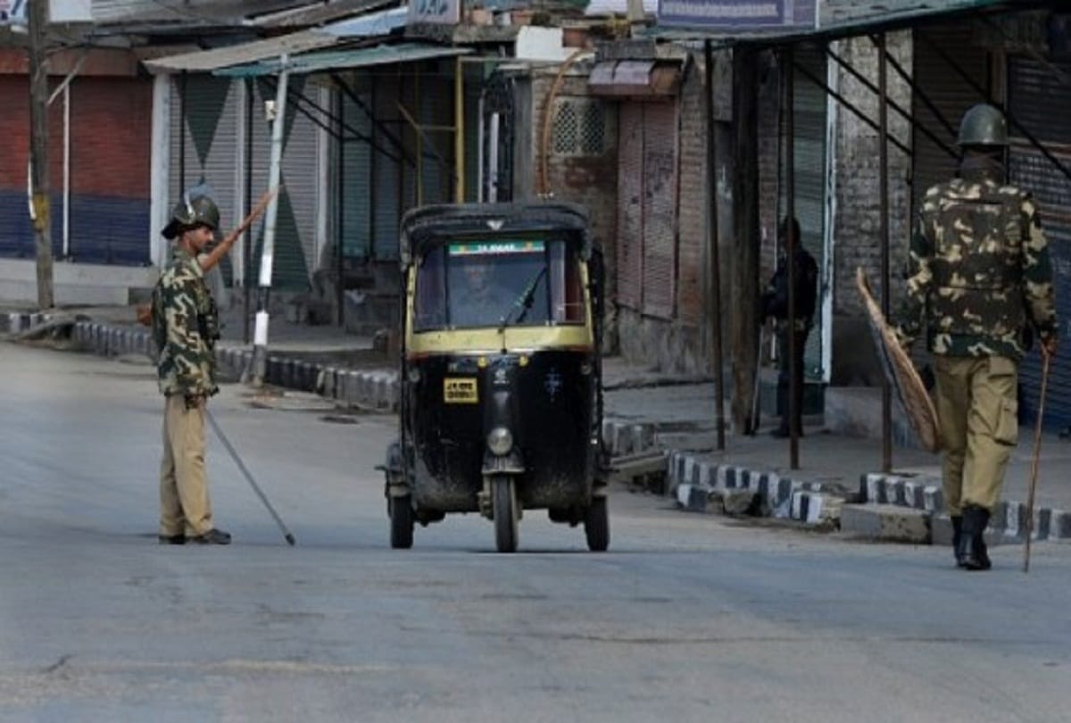 National Award winner Ejaz ahmad shah drive Auto in srinagar