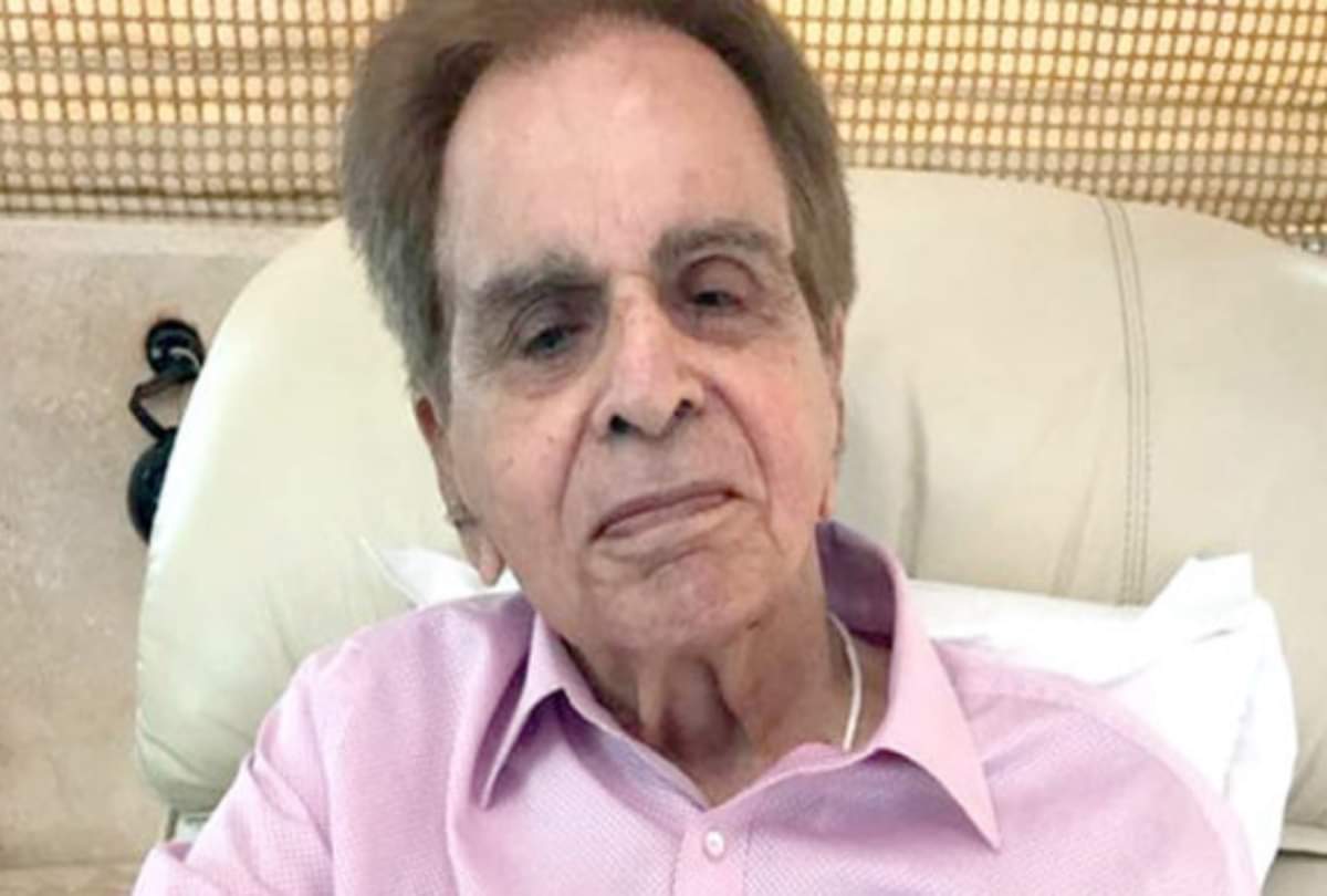 saira banu share dilip kumar health update by one minute voice message