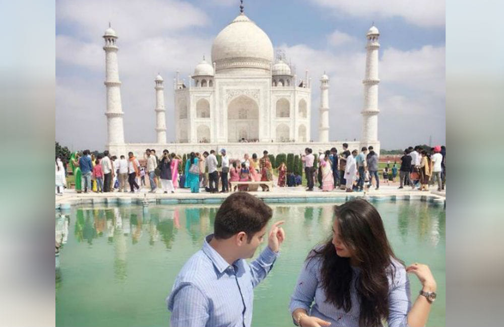 ias tina dabi and athar amir ul shafi khan to visit the taj mahal after love marriage