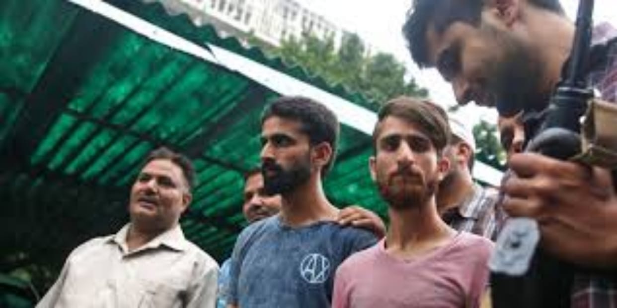 delhi isis terrorist arrested linked to amroha,engineering college was hideout