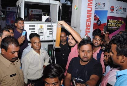 water mixed in petrol at lucknow