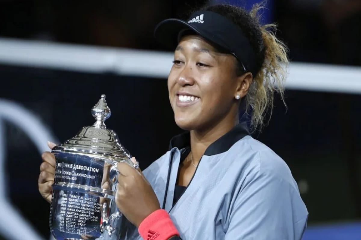 naomi osaka from japan won us open 2018 grandslam by beat serena williams