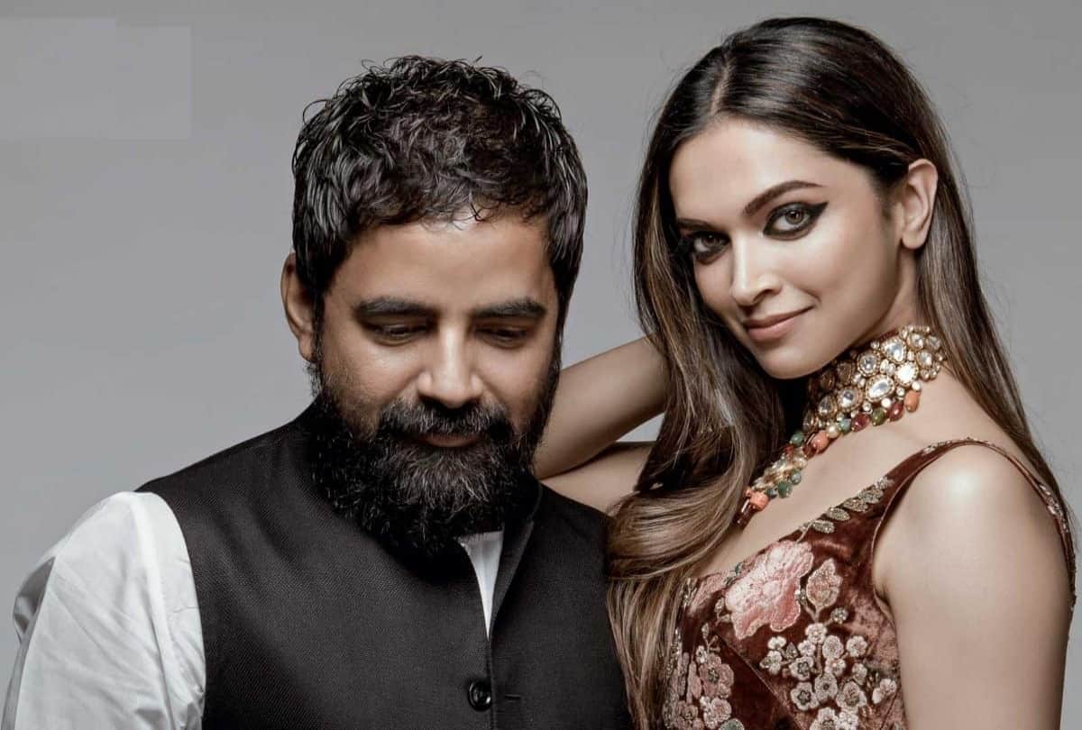 fashion designer Sabyasachi Mukherjee is obsessed with this body part of women