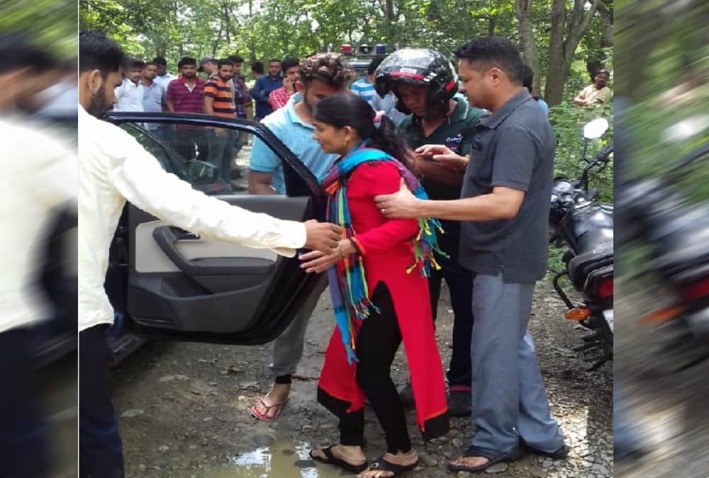 Congress leader Shot himself by gun and say last wish funeral by his friends
