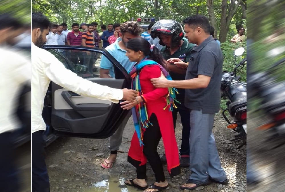 Congress leader Shot himself by gun and say last wish funeral by his friends