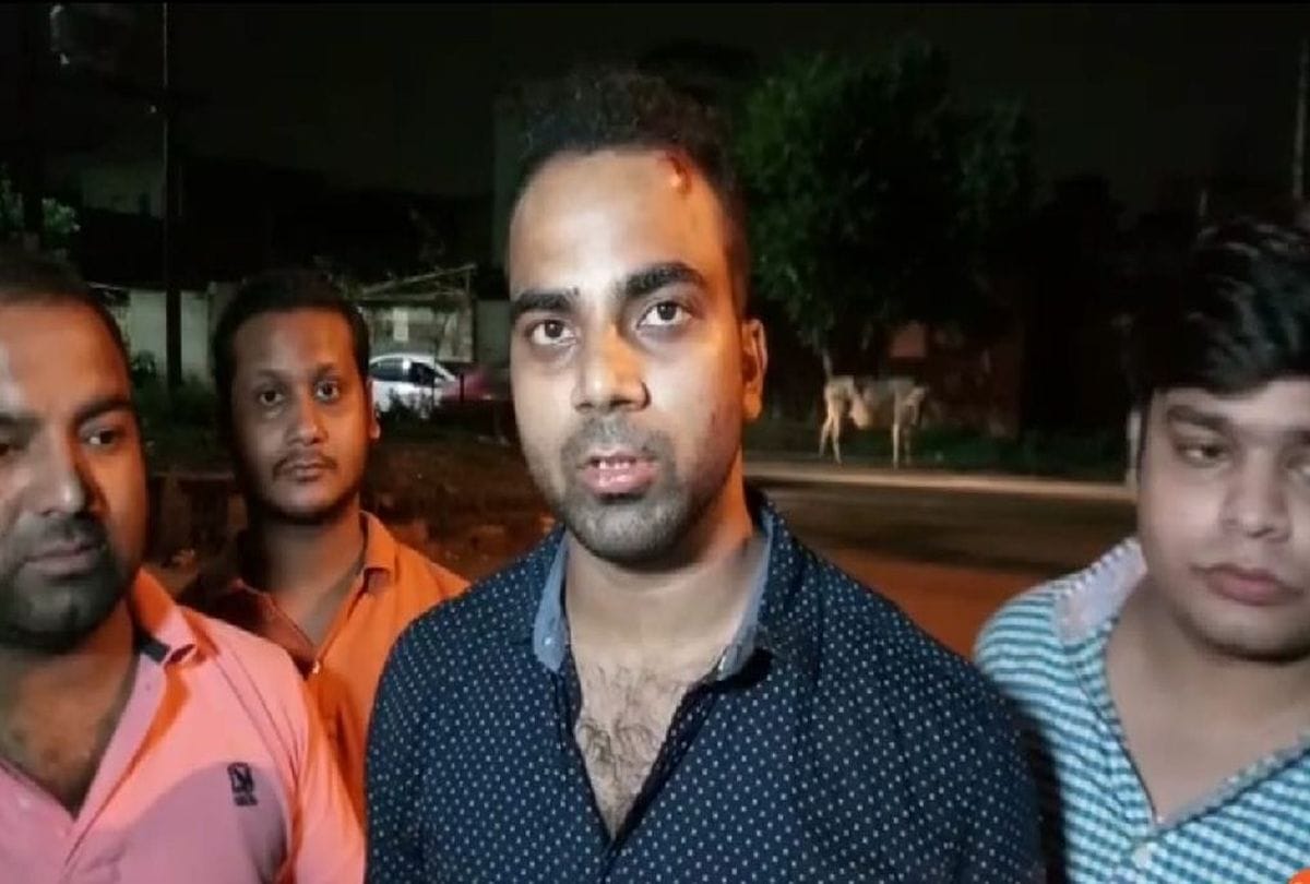 Student attacked robbers